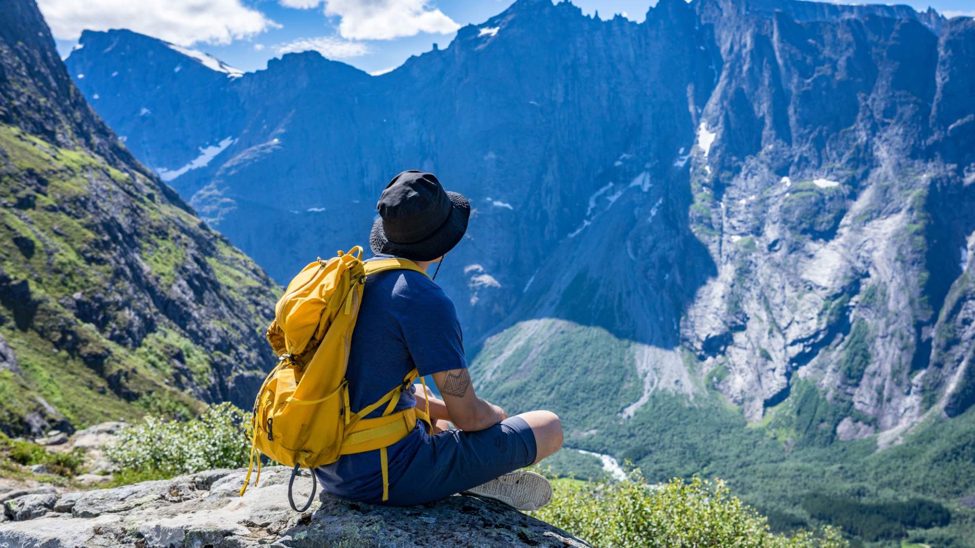 E-Bike und Bergwanderung in Åndalsnes mit Uteguiden