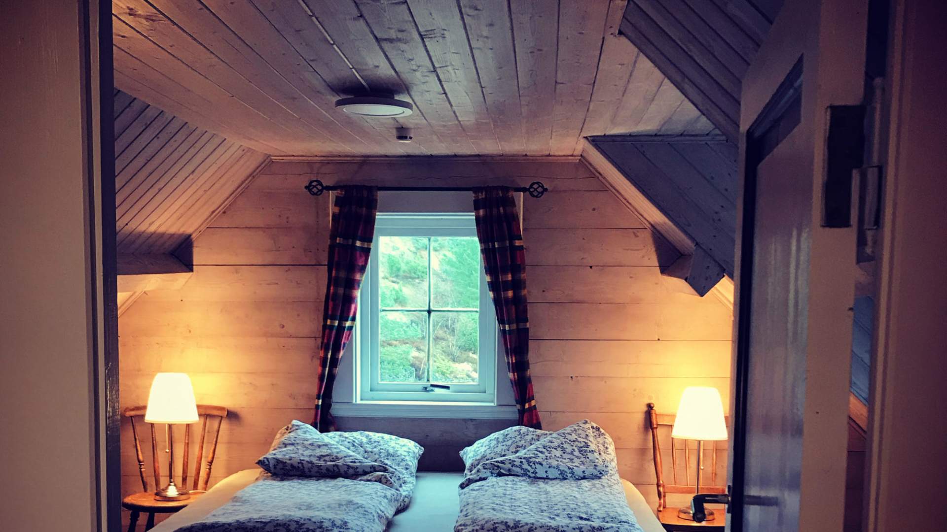 Tjeltveit Fjordferie, Skiftun