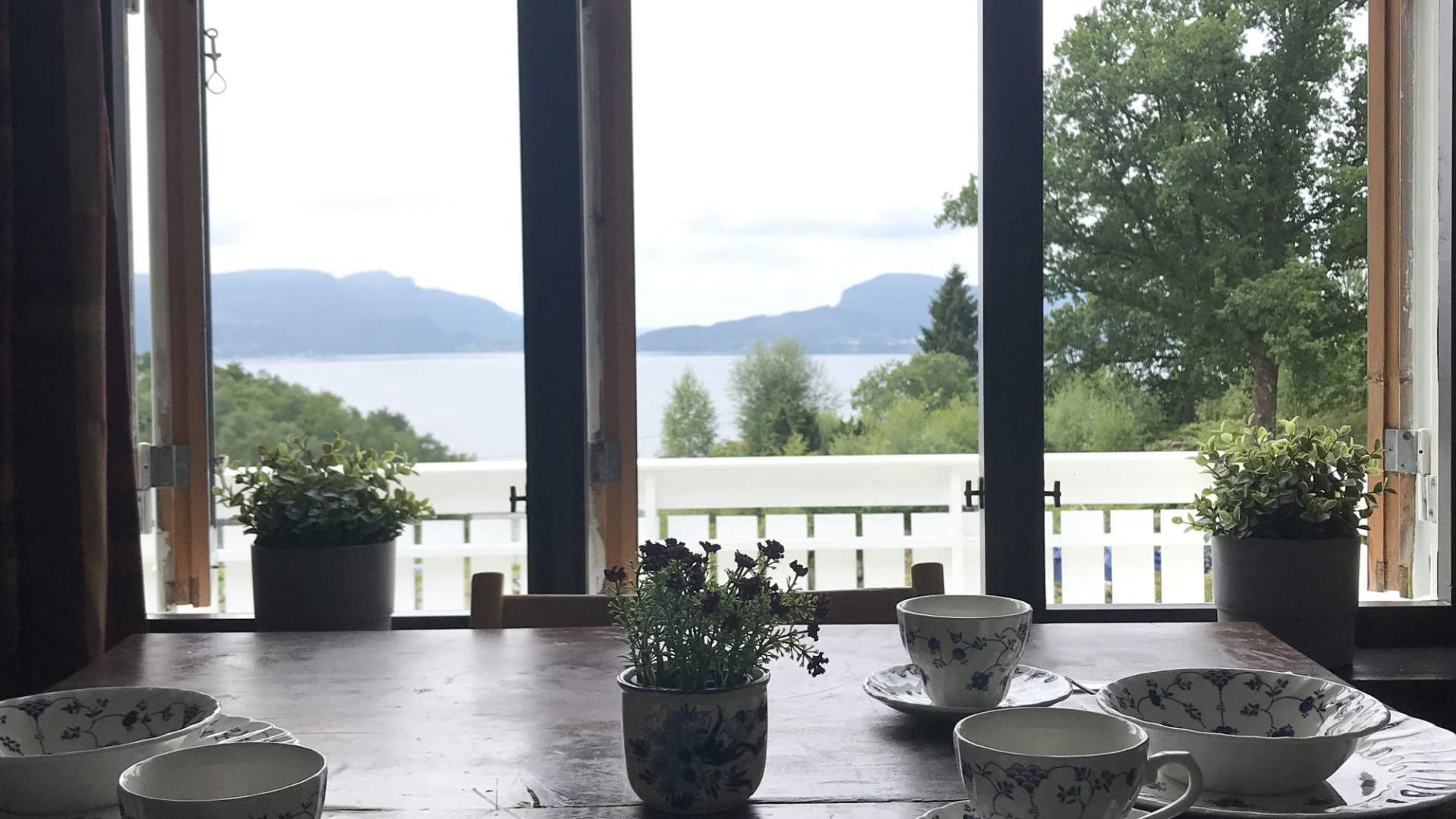 Tjeltveit Fjordferie, Skiftun