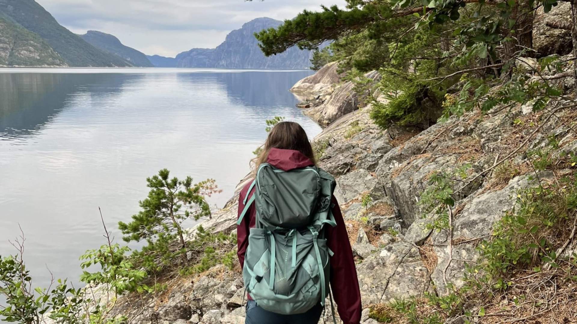 fjord hike to preikestolen and cruise on the lysefjord cabin stay