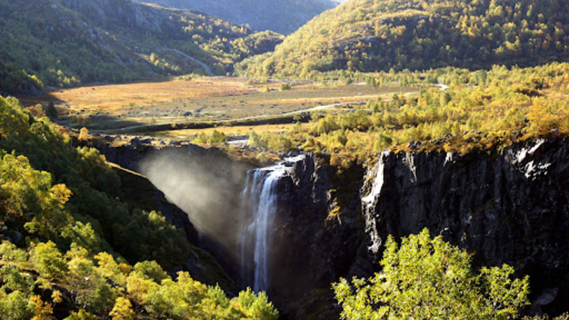 Preikestolen and Viglesdalen