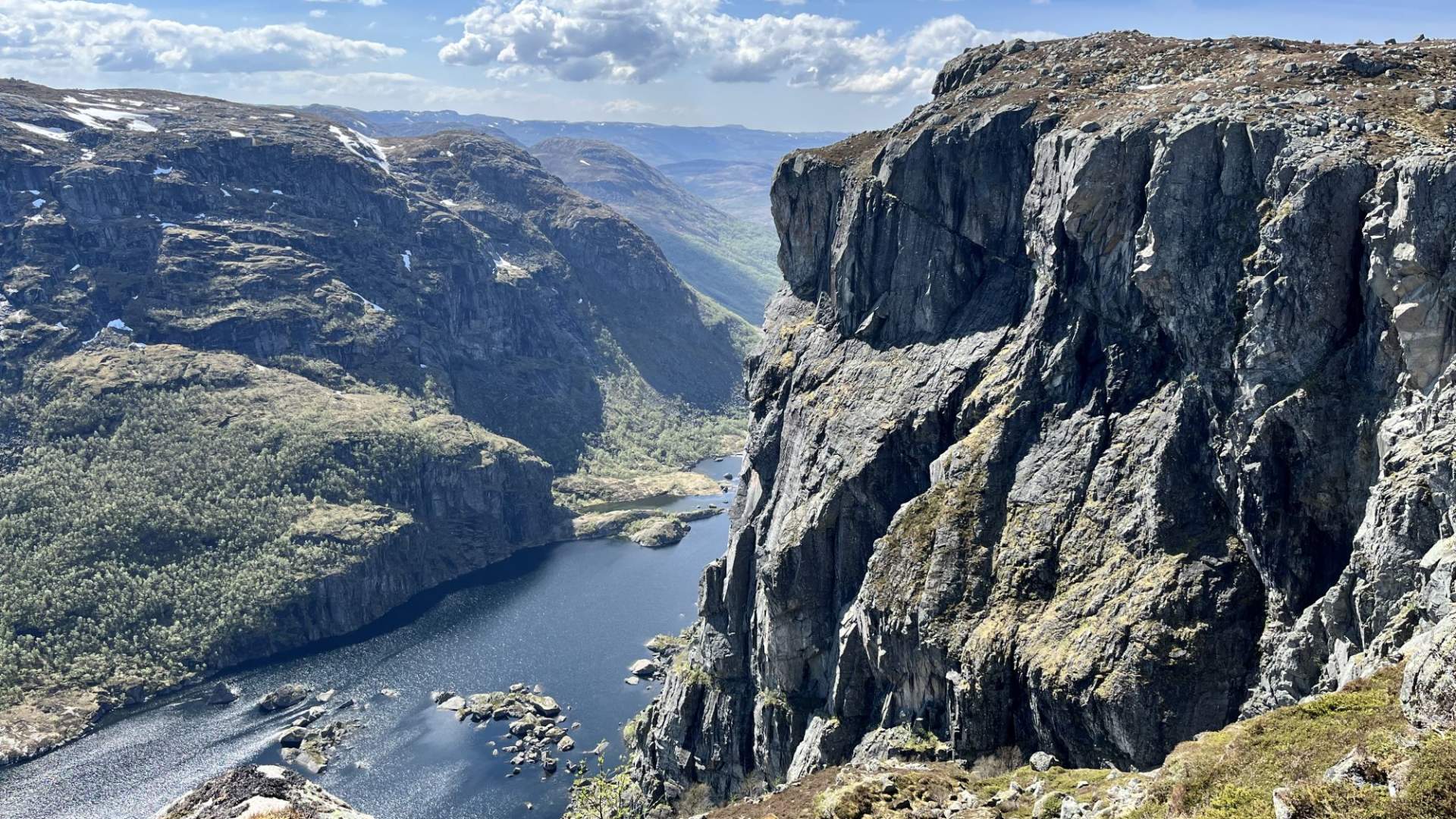 Preikestolen and Viglesdalen