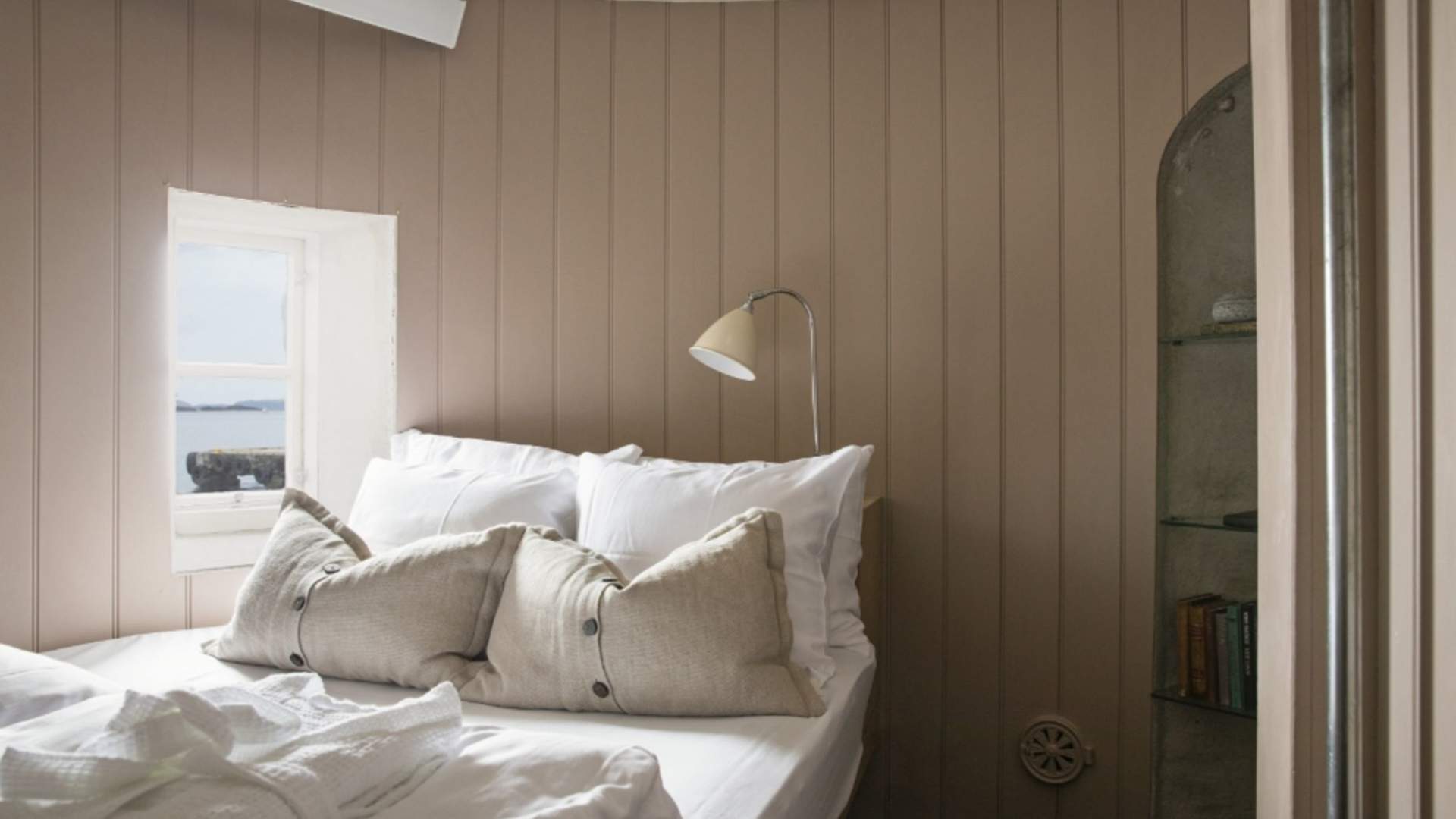 Sov godt i Molja Fyr.