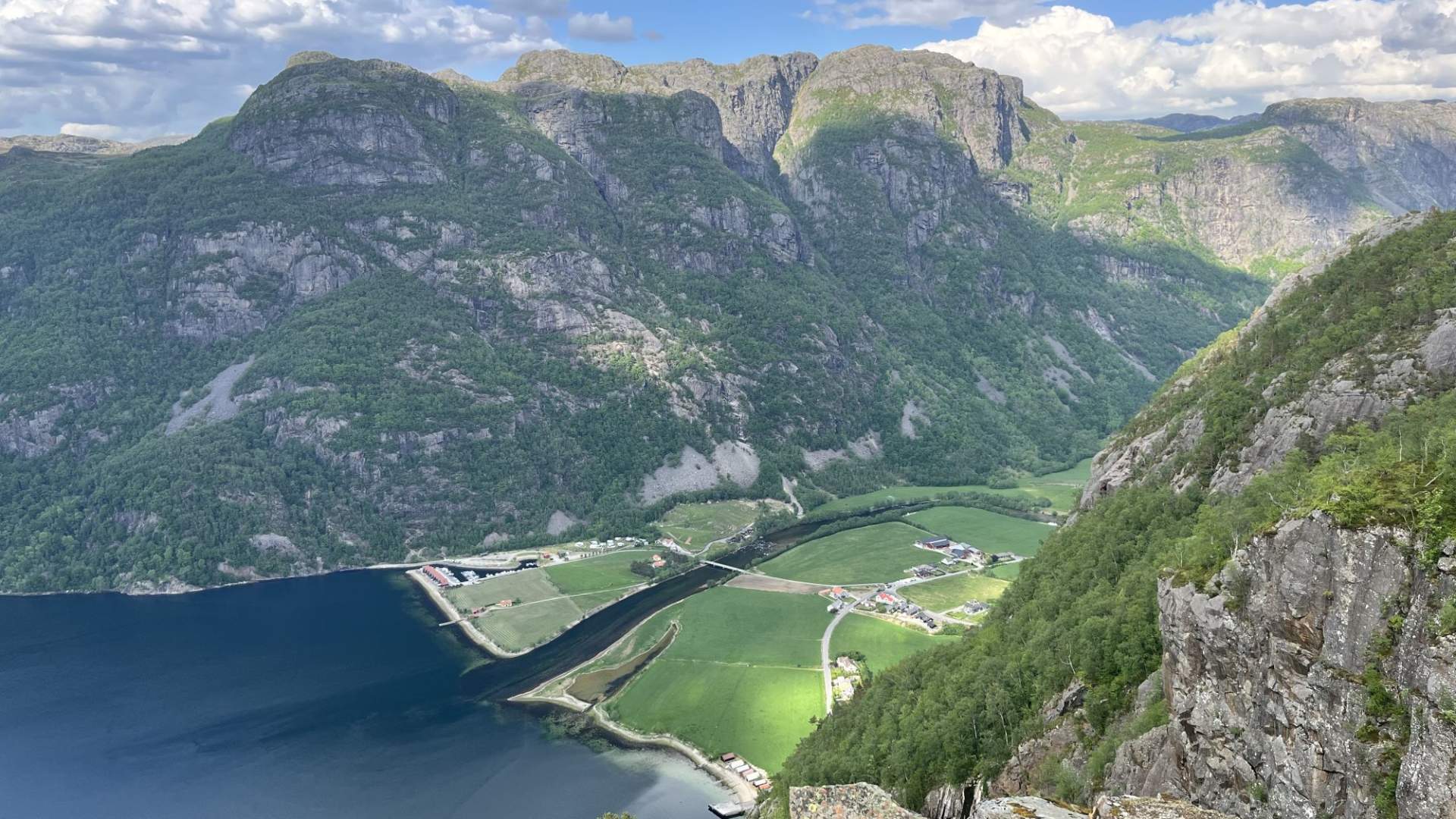 Fjord Hikes waterfalls, via ferrata, byrkjedalstunet