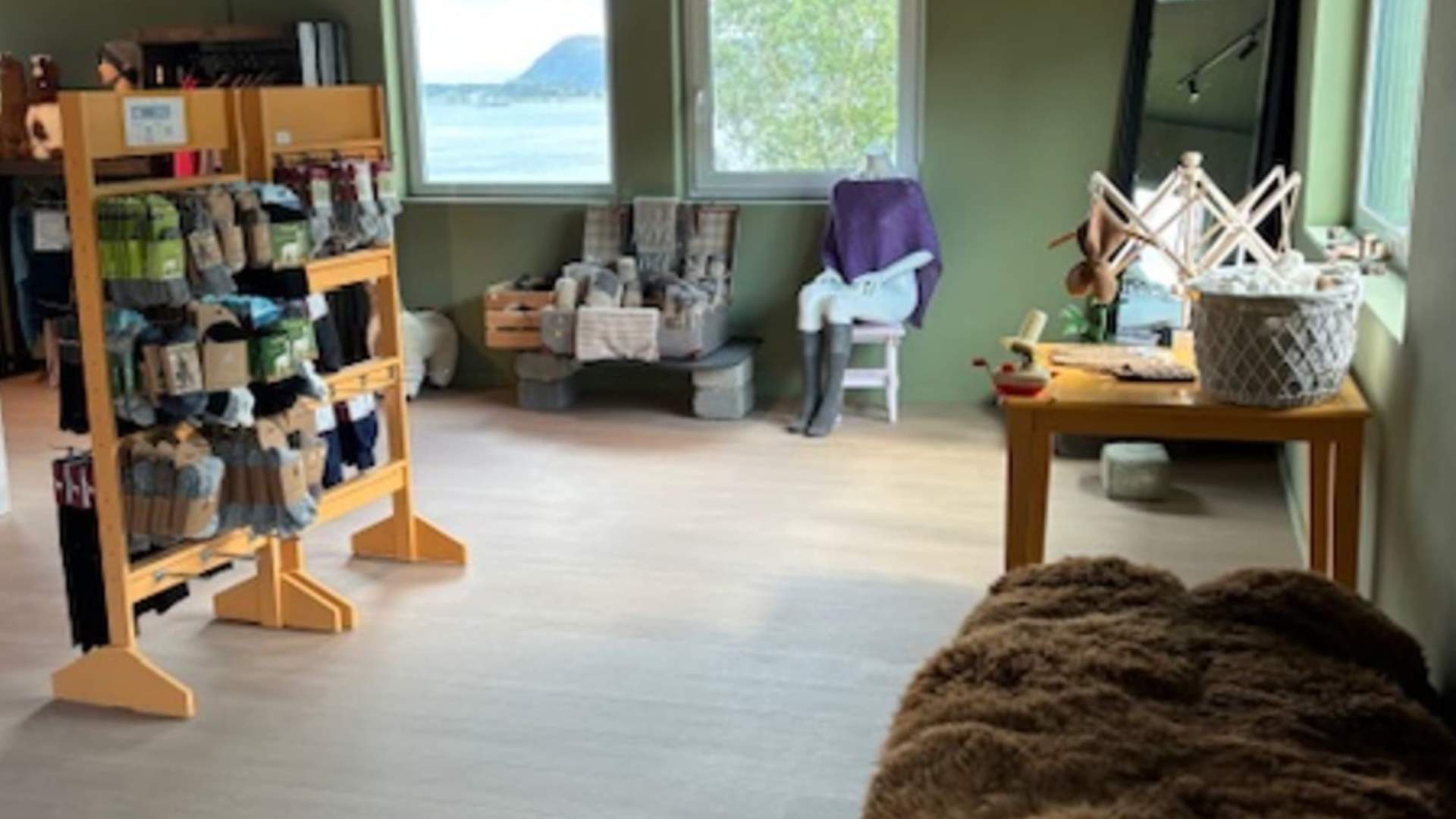 Åmøy Alpakkagård Farm outlet