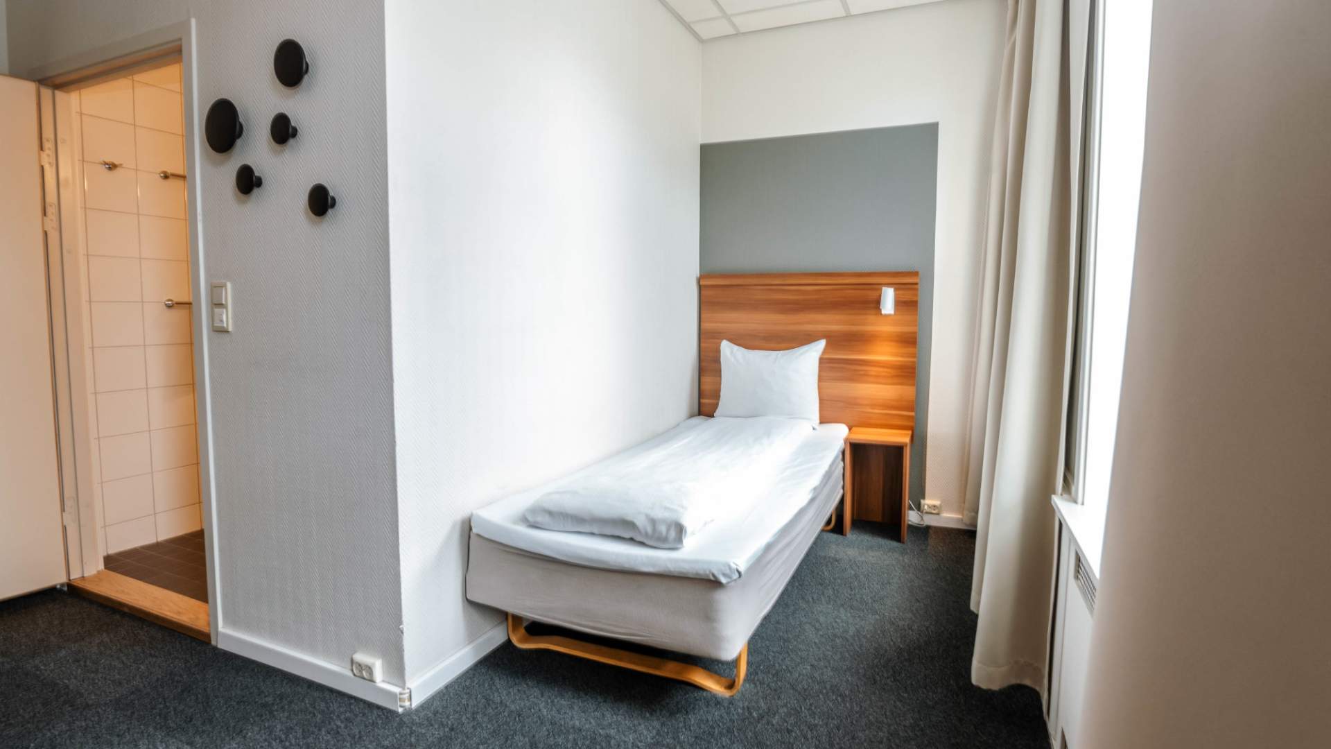 Hotel Sverre rooms and facilities