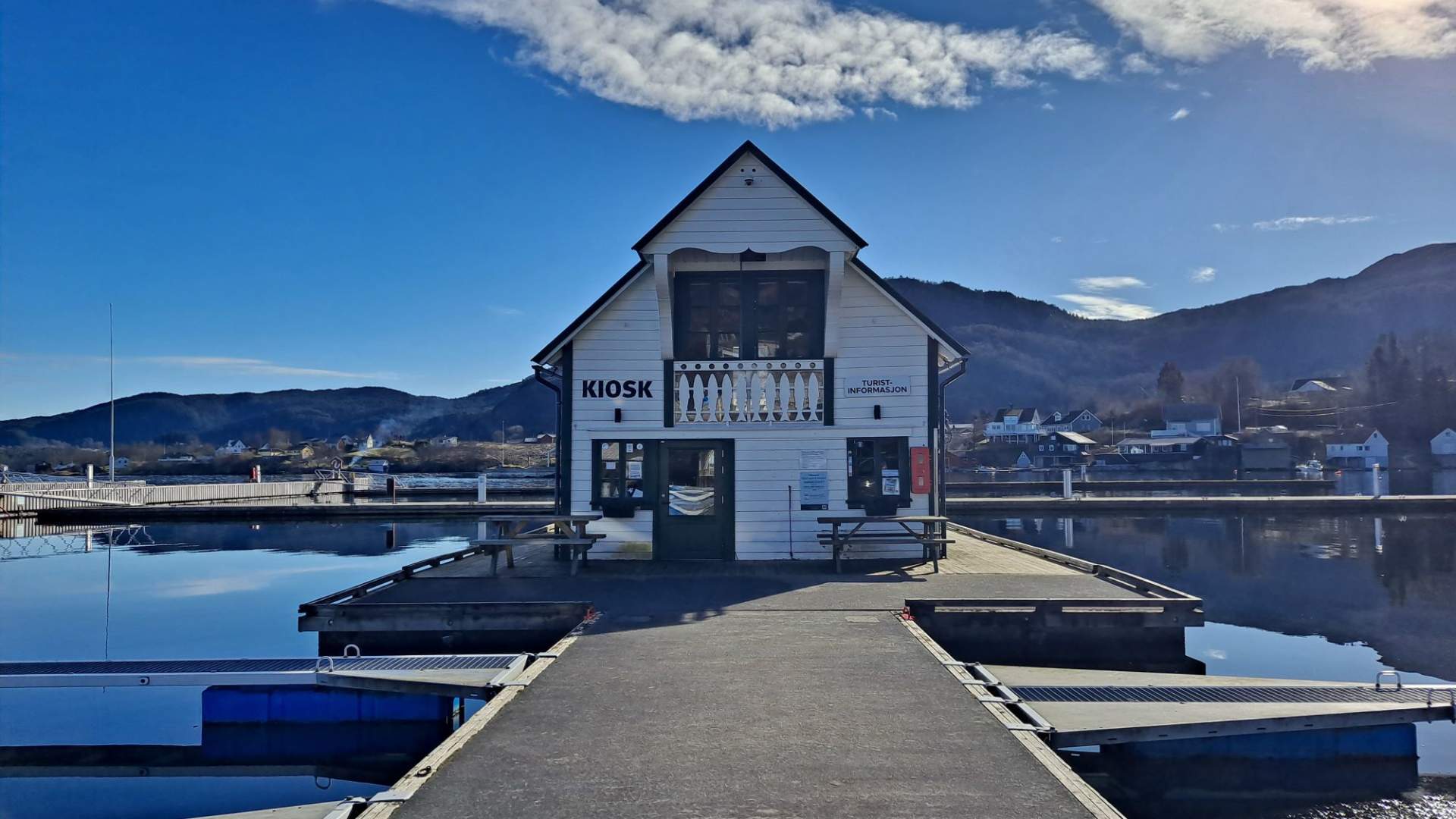 Flytenaustet i Våge på Tysnes