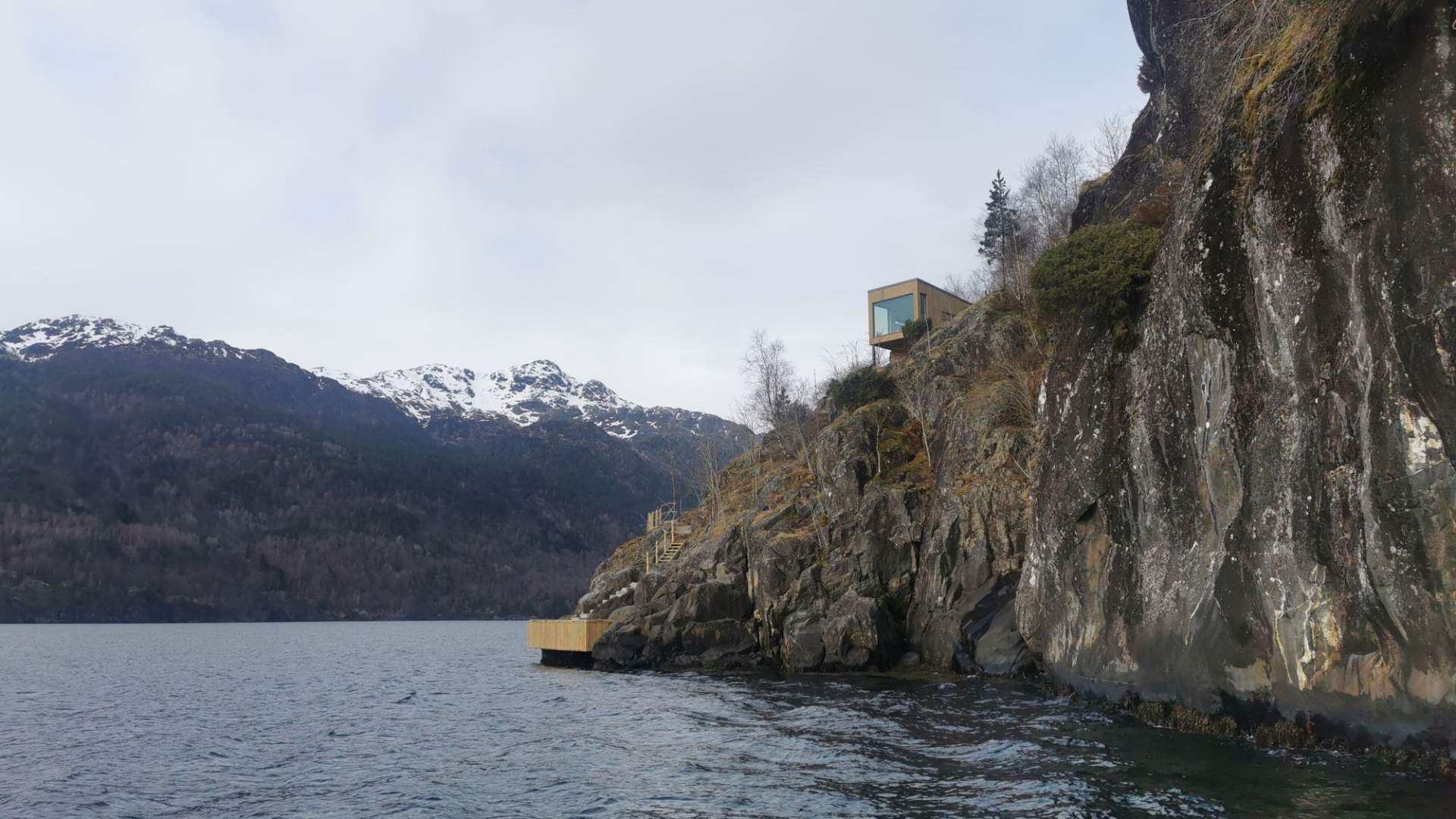 Fivelandsneset Fjordhytter