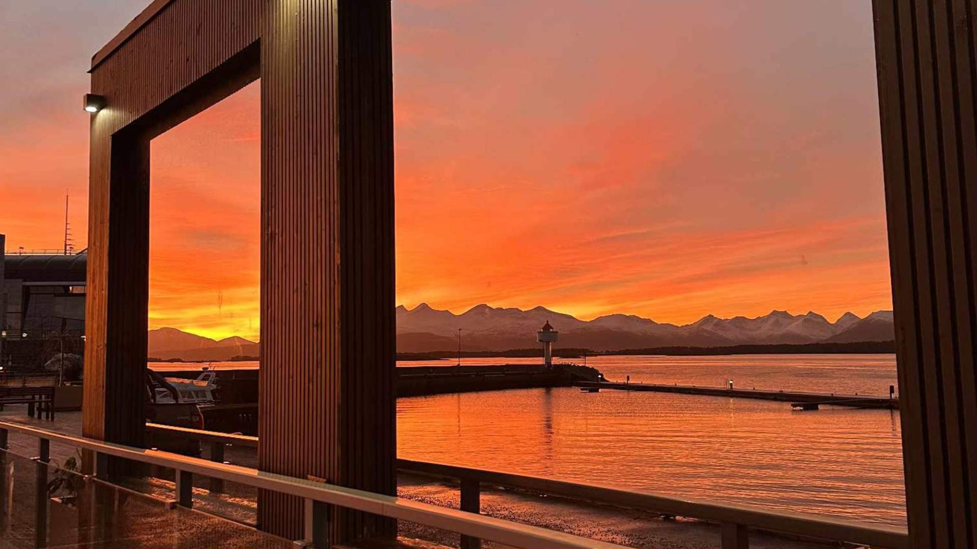 Solnedgang ved Roa Molde fjordhotell