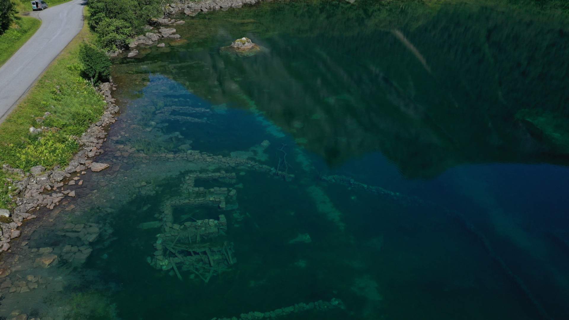 Lygnstøylvatnet i Norangsdalen ved Hjørundfjorden