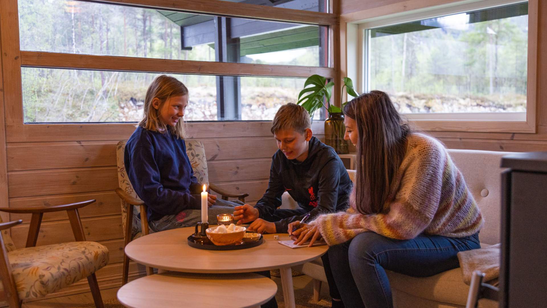 Jølstraholmen river suite