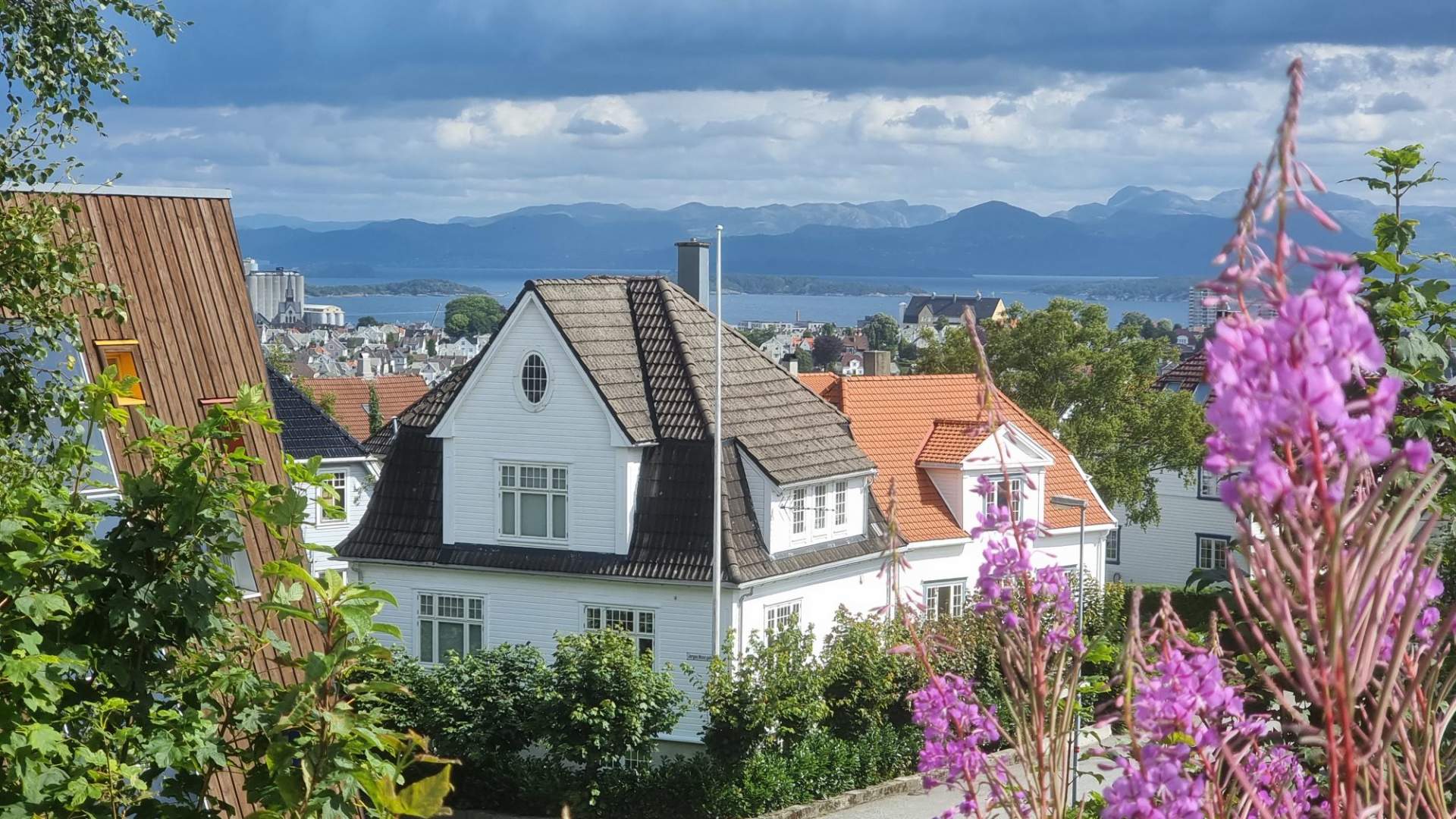 Vålandstårnet tower and viewpoint and views