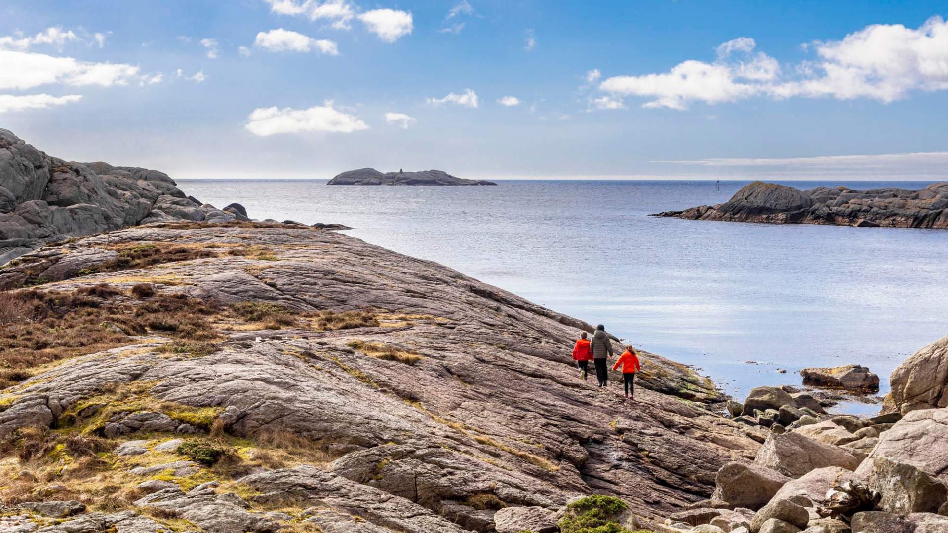 Auglend, Vandringshavn og Brønnesodden