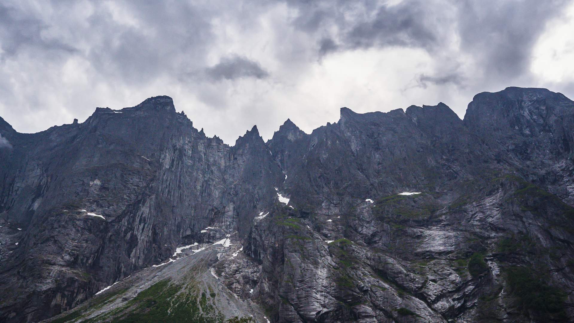 Der Eiafossen-Naturpfad