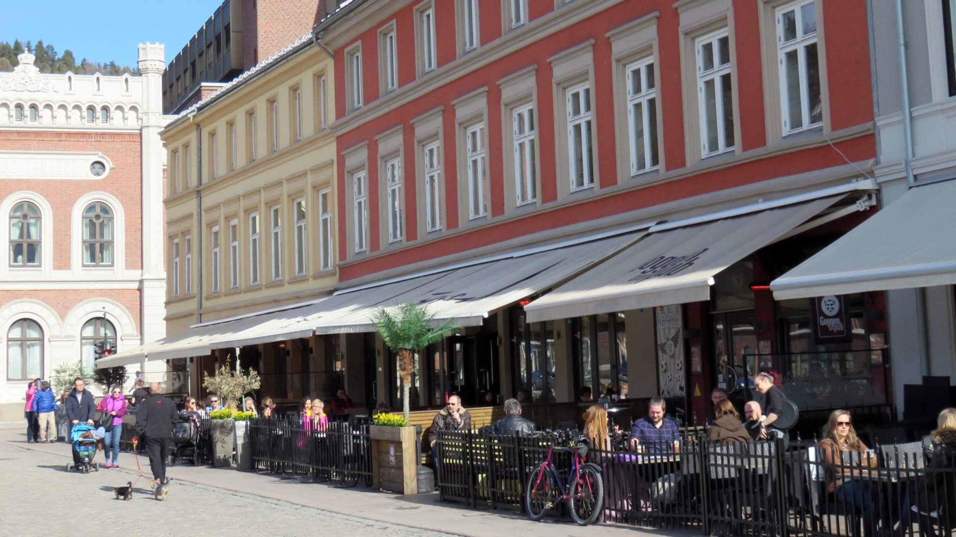 Pigen Cafe - uteservering