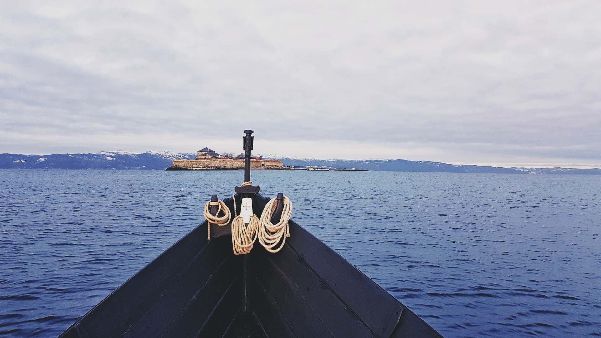 Trondheim by boat