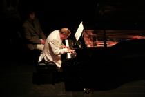 Paul Ostrovsky, PianoSummer Institute Faculty member, playing at last year’s Faculty Gala.