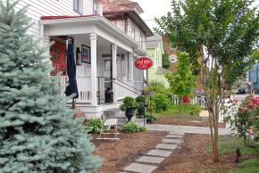 Del Ray In Alexandria Va Things To Do Events Guides Del Ray Cafe