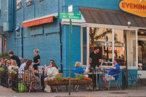 Del Ray In Alexandria Va Things To Do Events Guides Evening Star Cafe
