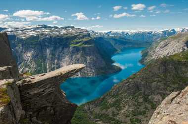 Hiking To Trolltunga Official Travel Guide To Norway