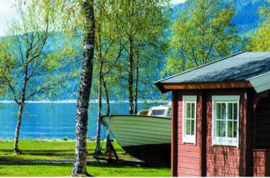 Get All The Rivers Run Caravan Park Background
