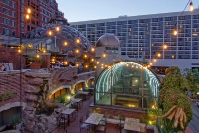 13 Places To Enjoy Wine In Fort Worth Pc Reata Restaurant Rooftop Bar Austin James