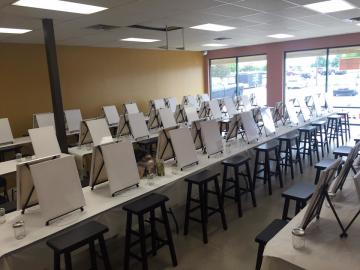 Paint and Sip class ready to get started at The Sparkling Canvas.