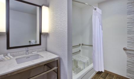 ADA Tub