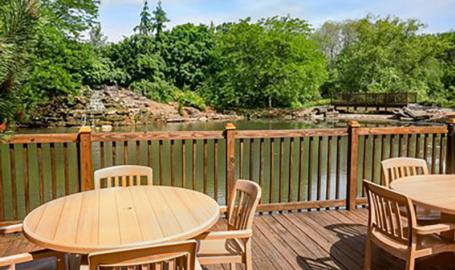 Clarion Hotel Merrillville deck