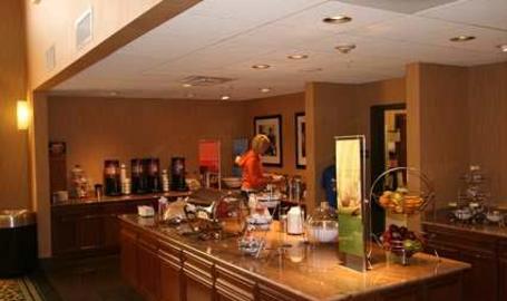 Hampton Inn & Suites Hotel Munster Breakfast