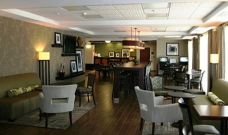 Hampton Inn LaPorte Hotel lobby