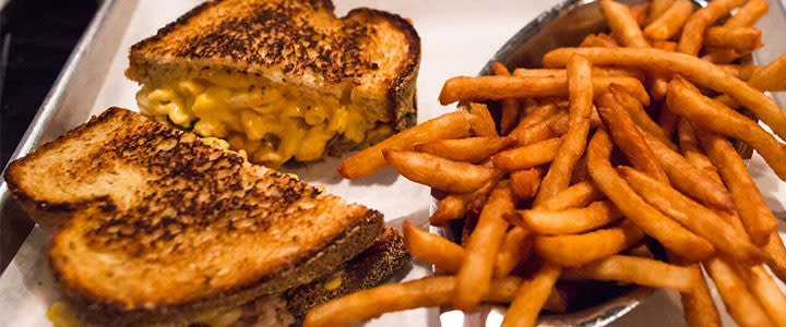 Late Night Eats In Okc The Mule 1620 N Blackwelder Okc Loves And It Is Evident From Packed Full Dining Room Even On Late Nights Of Weekend When They