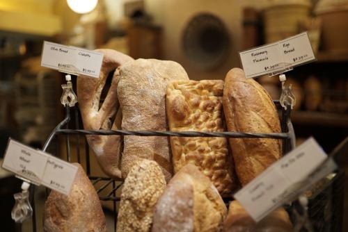 Alon's Breads