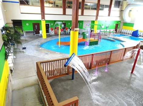 The Little Dip Splash Pad At Holiday Inn Express South Grand - 