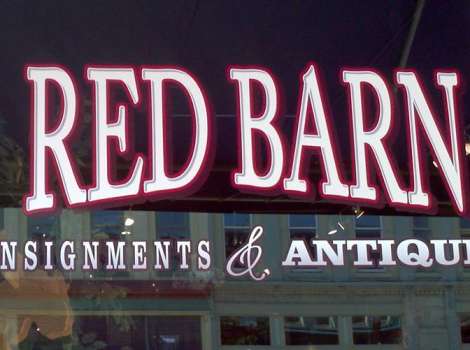 Red Barn Consignments Antiques Shopping In Lowell Mi