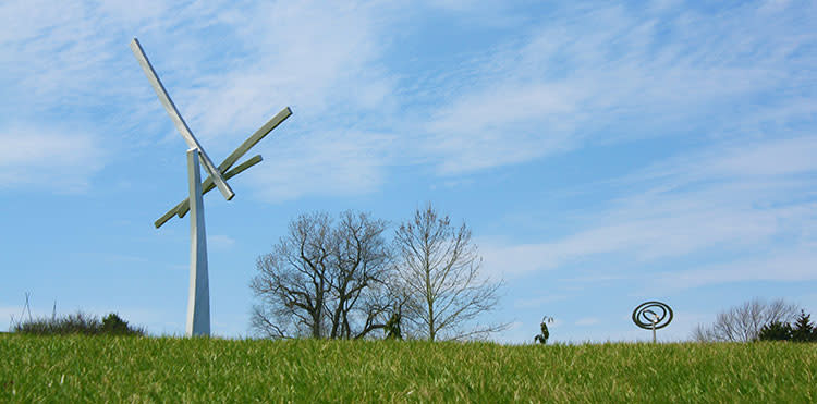 whirlwind-art-in-motion-sculptures-at-op-arboretum-and-botanical-garden