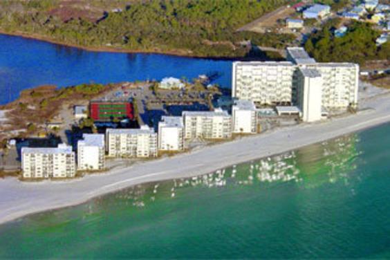Pinnacle Port Vacation Rentals