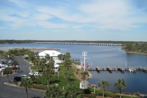 Pinnacle Port Vacation Rentals