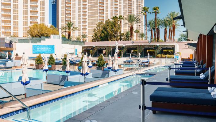 Redo of MGM Grand's Wet Republic promises an even splashier pool