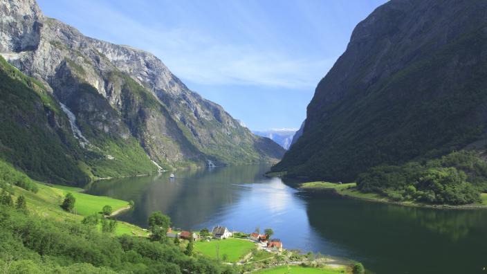 Sognefjord Amp Naeroyfjord In A Nutshell Tour From Bergen