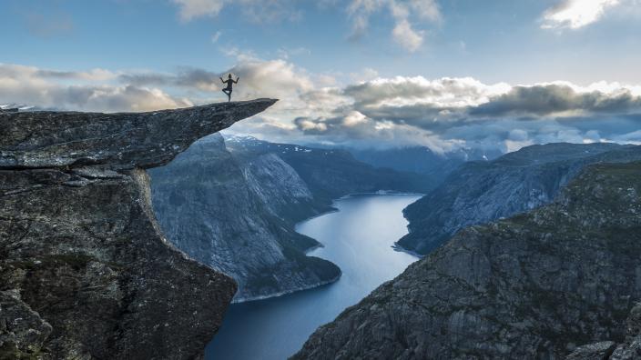 %3Ffile=Outdoorlife_Norway.Trolltunga.1_