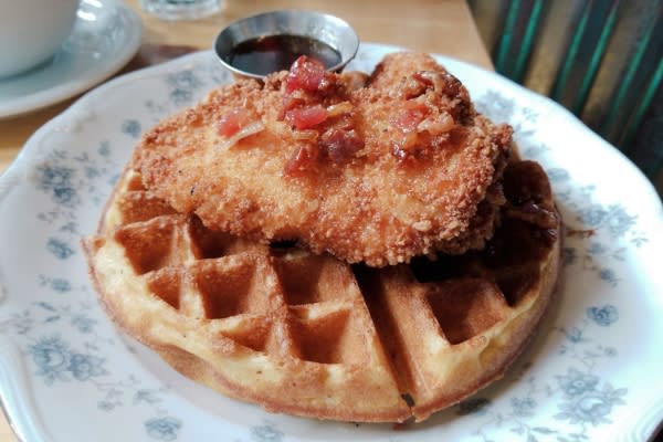 Top 5 Celiac Friendly Restaurants Eugene Cascades Oregon Coast Gluten Free En And Waffles At Jazzy Las By Rebecca Adelman