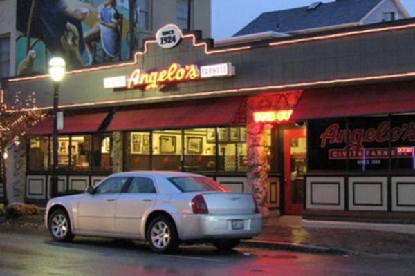 Federal Hill Providence Restaurants Warwick Ri Cvb Angelo S Civita Farnese Restaurant