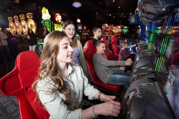 Dave & Busters
