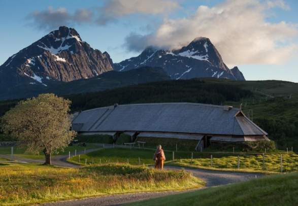 Enjoy lambsoup at Lofotr Viking Museum