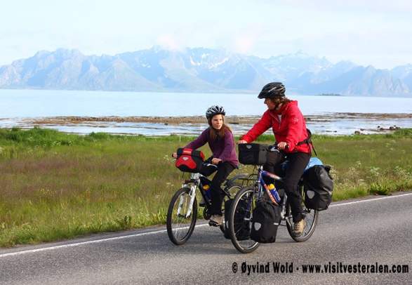 Arctic autumn on wheels - Huset på Yttersiden
