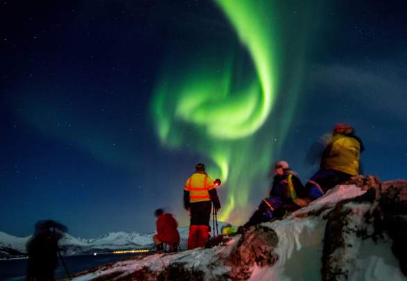 Auroratour with Camera Hire - Marianne’s Heaven on Earth Aurora Chaser Tours