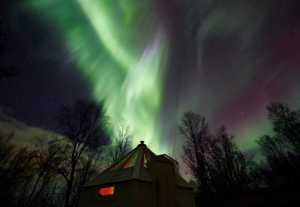 Crystal Lavvo Aurora overnight - Green Gold of Norway