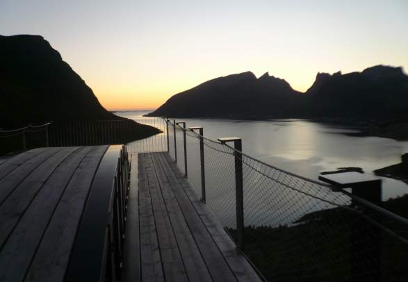 Exclusive three day Northern Lights expedition on spectacular Senja including whale watching from Tromsø