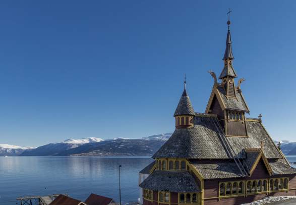 stavkirker i norge kart Stavkirker i Norge | Urnes, Lom, Heddal, Borgund, Kaupanger